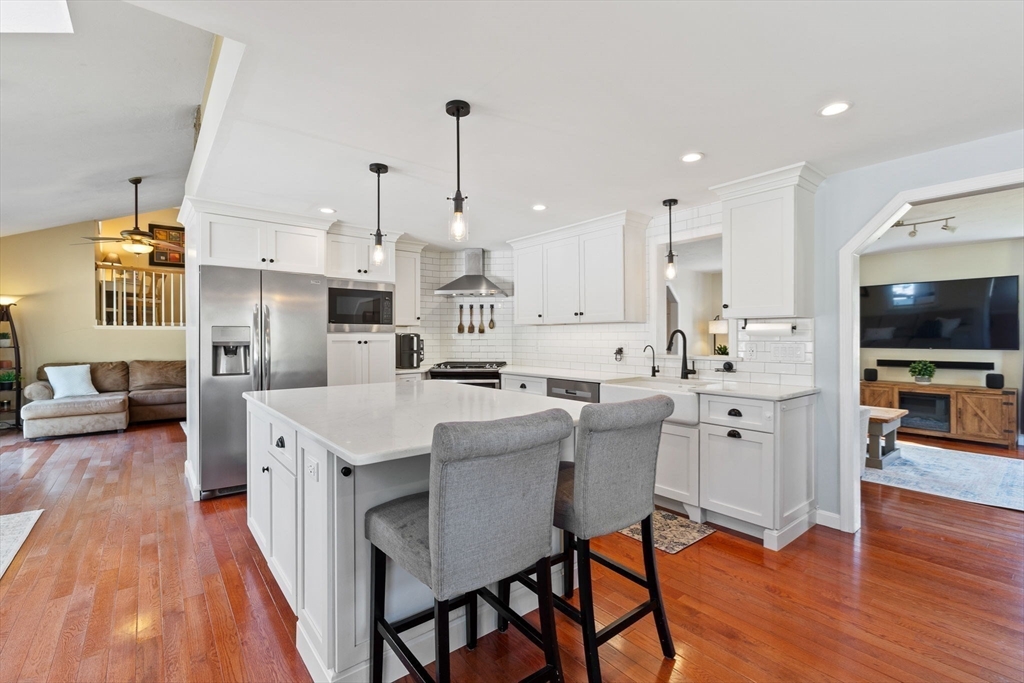 4 Indian Brook Road Ashland, MA 01721 - Photo 4 of 42