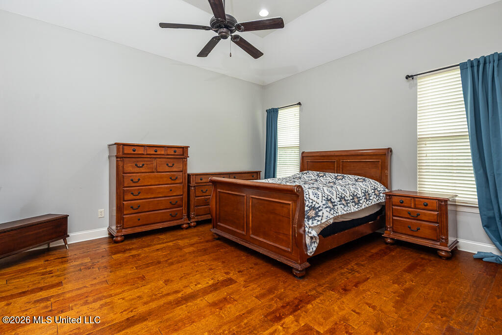 7100 Love Sta Loop Hernando, MS 38632 - Photo 18 of 36 Master Bedroom