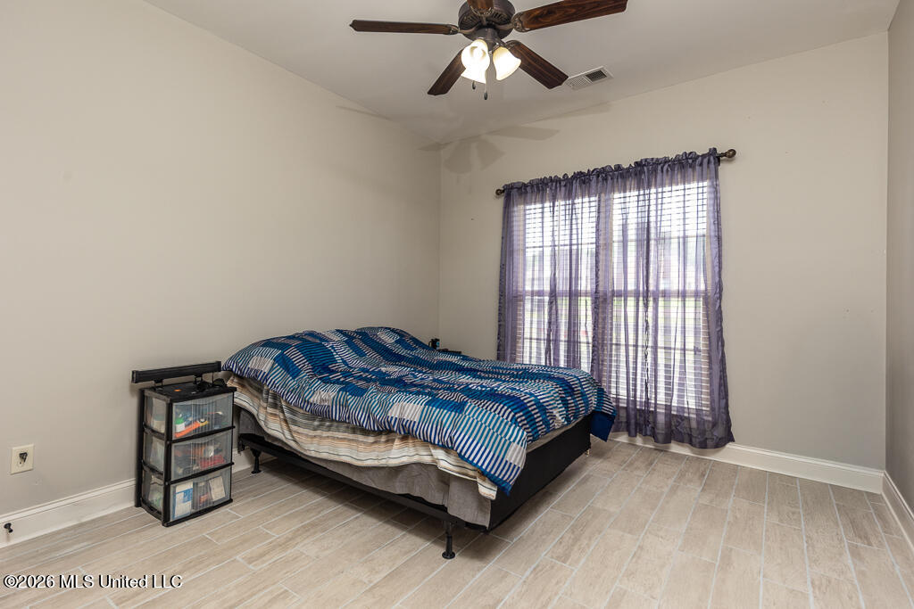 7100 Love Sta Loop Hernando, MS 38632 - Photo 21 of 36 Bedroom 2-Downstairs