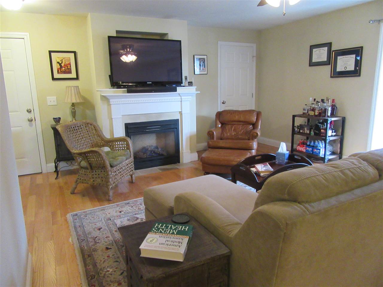 4 Deer Street, Unit 6 Tilton, NH 03276 - Photo 4 of 14