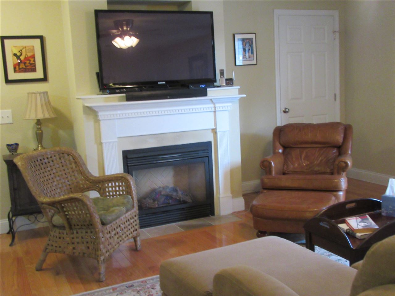 4 Deer Street, Unit 6 Tilton, NH 03276 - Photo 6 of 14