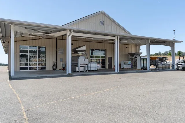 $5,500,000 | 8054 Fairplay Road, Somerset, CA 95684