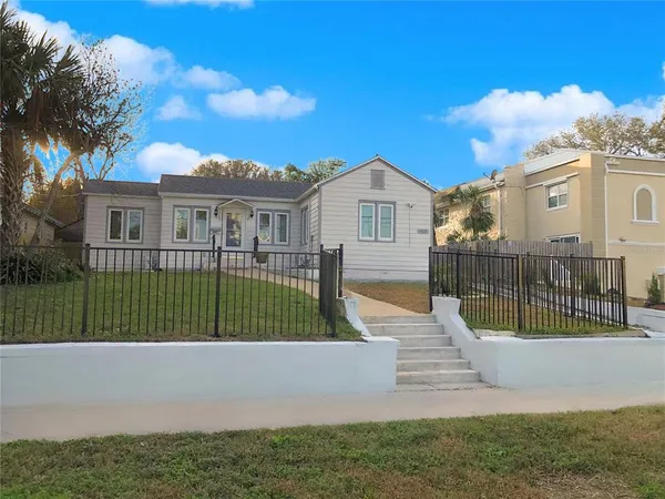 $345,000 | 425 North Oleander Avenue, Daytona Beach, FL 32118