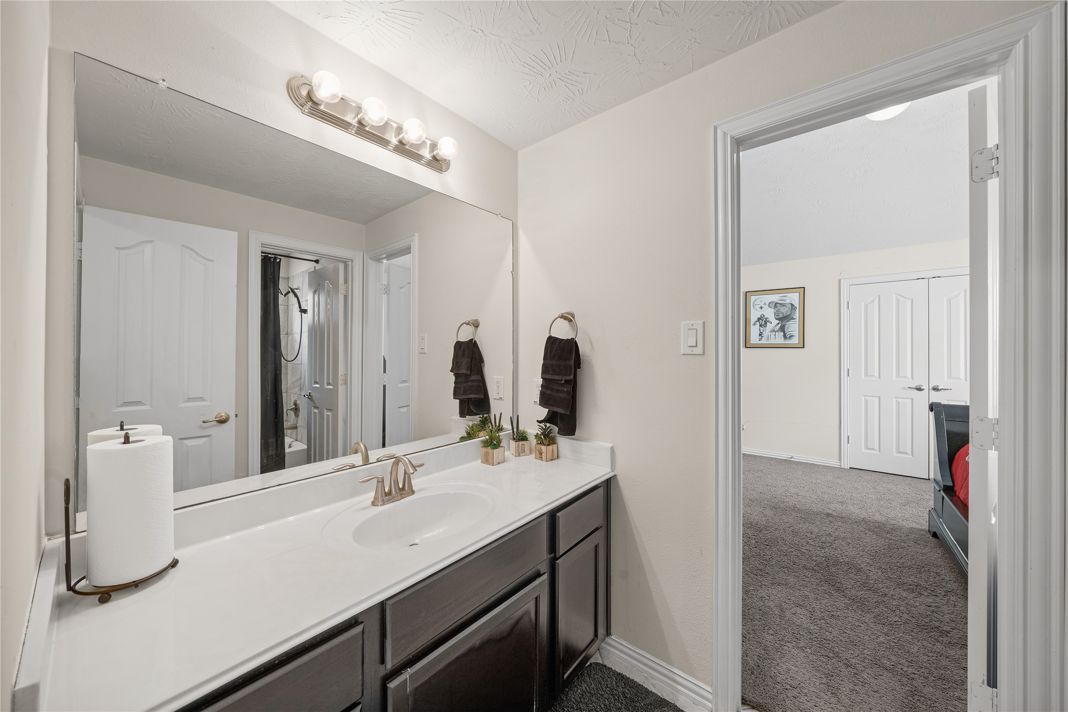 1822 Luminous Waters Lane Rosharon, TX 77583 - Photo 13 of 15