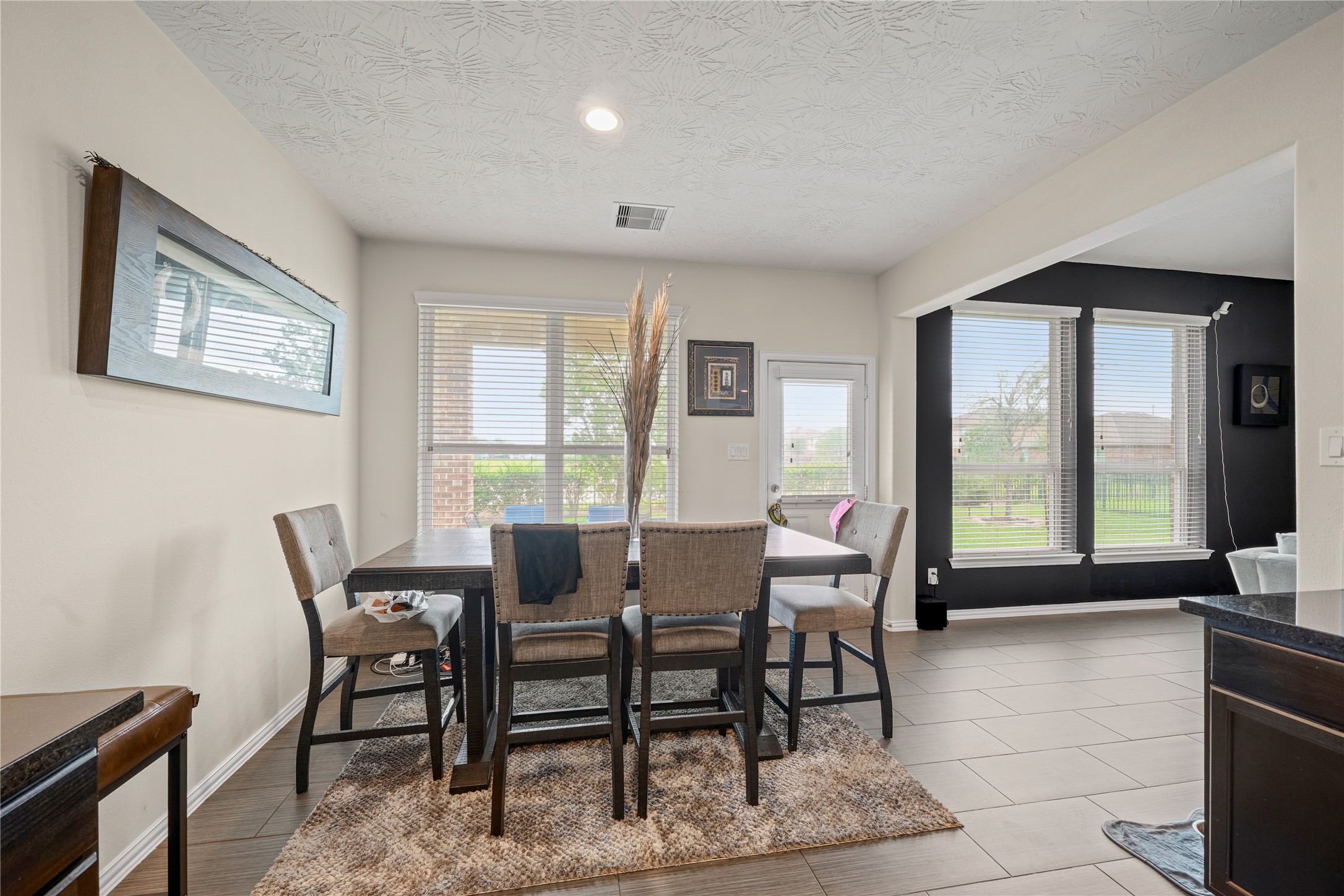 1822 Luminous Waters Lane Rosharon, TX 77583 - Photo 6 of 15