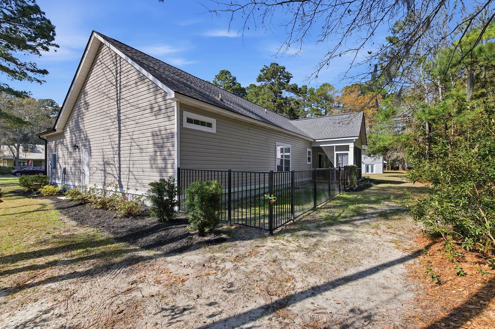 76 Governor Boone Lane Georgetown, SC 29440 - Photo 10 of 83