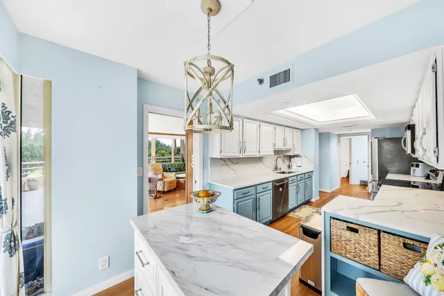 $1,190,000 | 4101 North Ocean Boulevard, Unit 209, Boca Raton, FL 33431