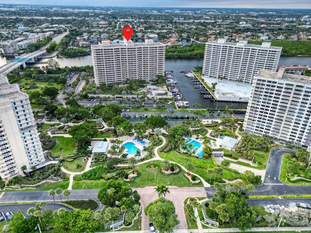 $1,190,000 | 4101 North Ocean Boulevard, Unit 209, Boca Raton, FL 33431
