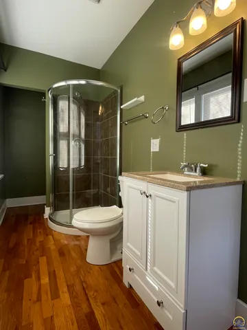 $185,500 | 2002 Southwest High Avenue, Topeka, KS 66604