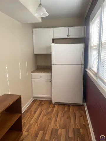 $185,500 | 2002 Southwest High Avenue, Topeka, KS 66604