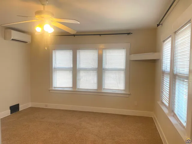 $185,500 | 2002 Southwest High Avenue, Topeka, KS 66604