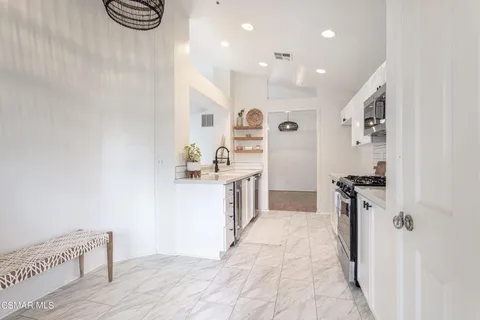 $699,000 | 1231 Lost Point Lane, Oxnard, CA 93030