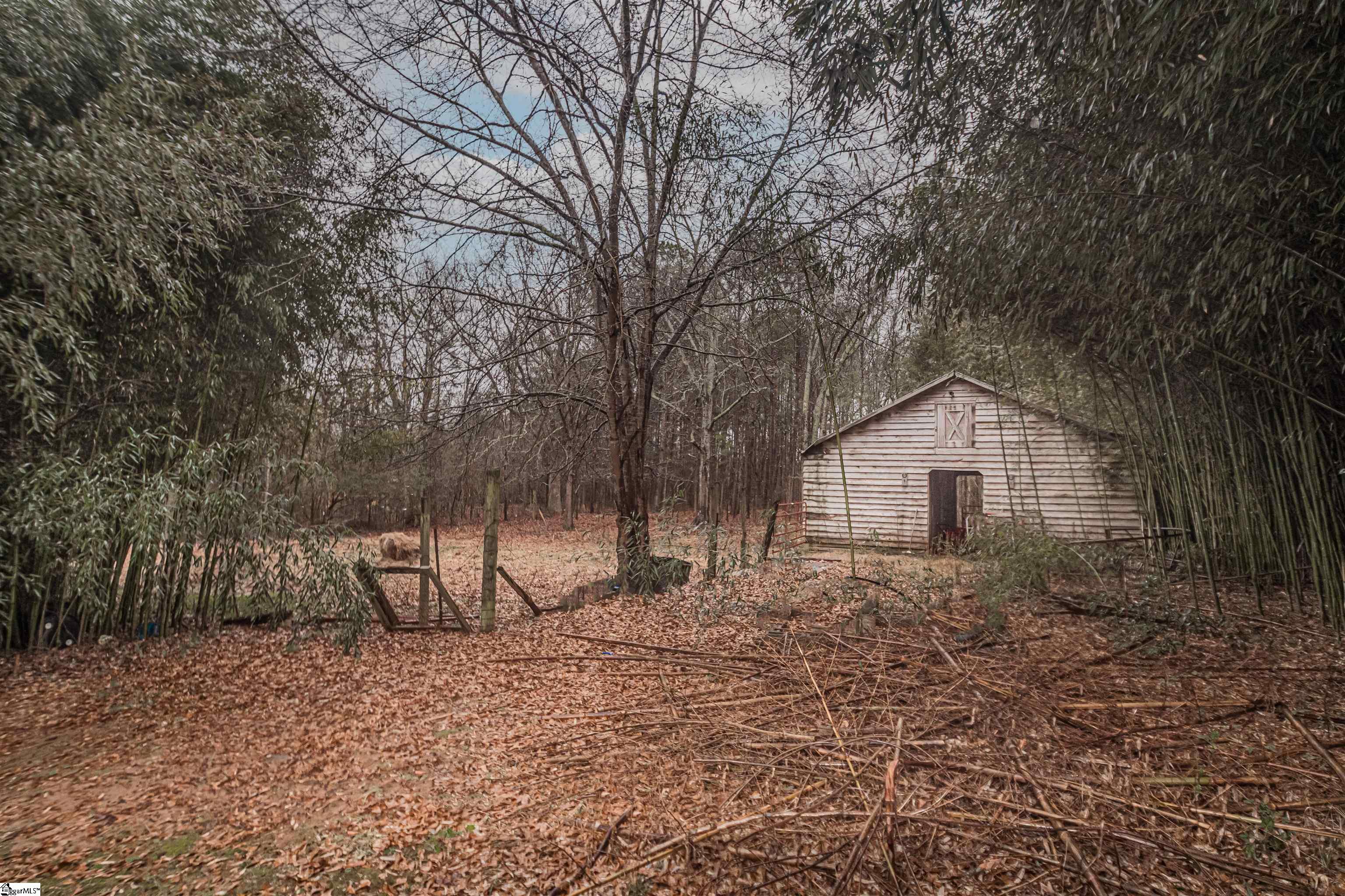 106 West Chapman Road Belton, SC 29627 - Photo 4 of 31