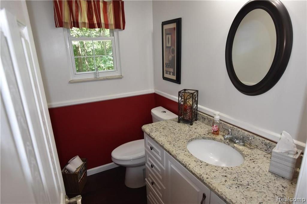13130 Hogan Road Linden, MI 48451 - Photo 28 of 40
