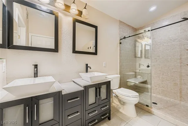 $285,000 | 7270 Sheared Cliff Lane, Unit 202, Las Vegas, NV 89149