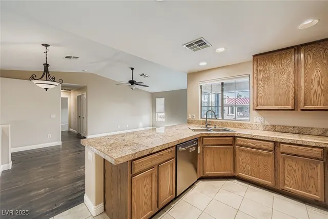 $285,000 | 7270 Sheared Cliff Lane, Unit 202, Las Vegas, NV 89149