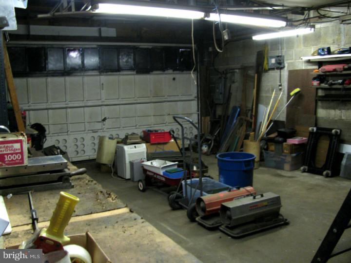 539 Concord Road Broomall, PA 19008 - Photo 7 of 19 Garage