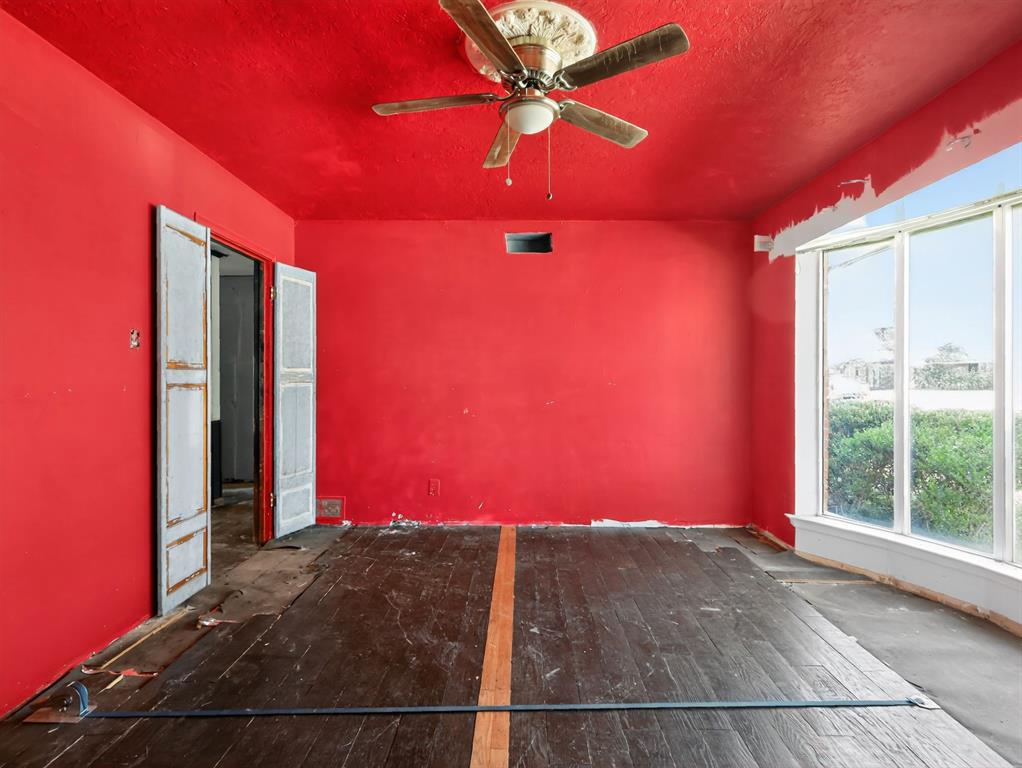 3216 Rotan Lane Dallas, TX 75229 - Photo 18 of 28