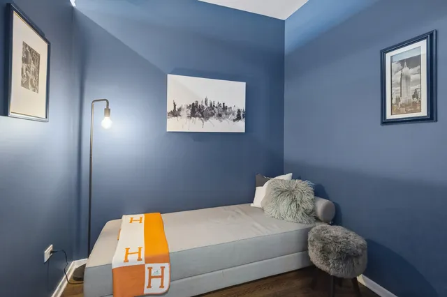 $379,000 | 500 West Superior Street, Unit 1308, Chicago, IL 60654