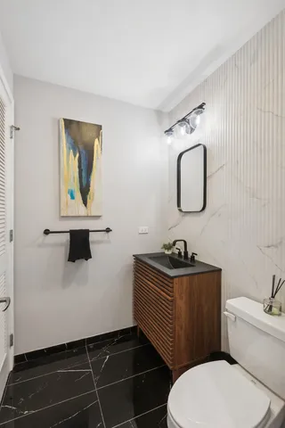 $379,000 | 500 West Superior Street, Unit 1308, Chicago, IL 60654