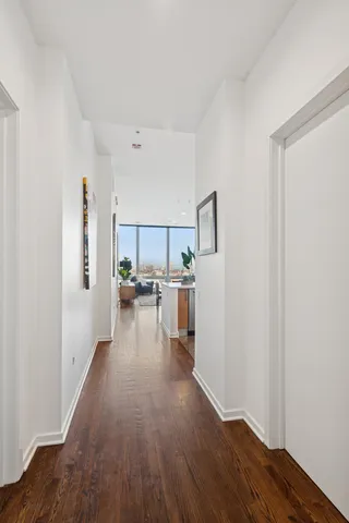 $379,000 | 500 West Superior Street, Unit 1308, Chicago, IL 60654