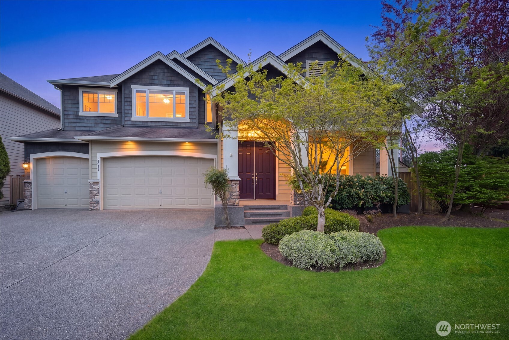 3514 184th Place Southeast Bothell, WA 98012 - Photo 1 of 39 front view of a house with a yard