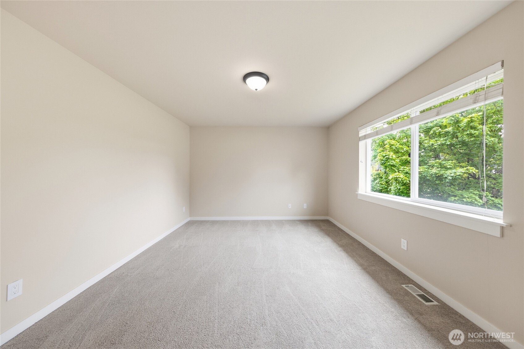 3514 184th Place Southeast Bothell, WA 98012 - Photo 30 of 39 an empty room with a window