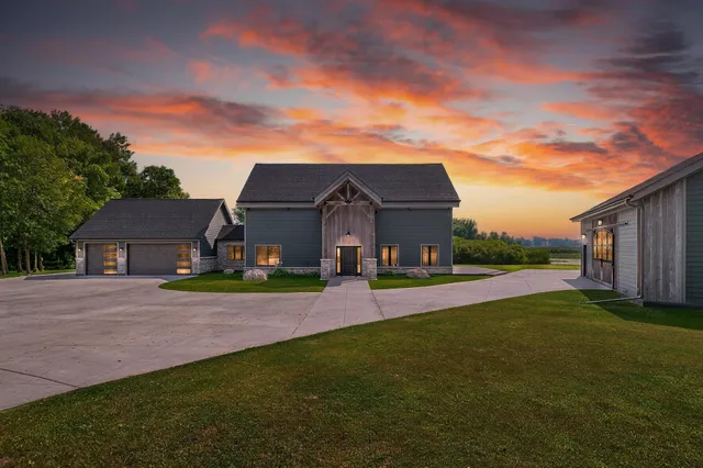 $1,250,000 | 6235 North Shore Drive, Greenfield, MN 55373