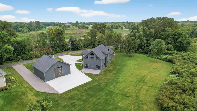 $1,250,000 | 6235 North Shore Drive, Rockford, MN 55373