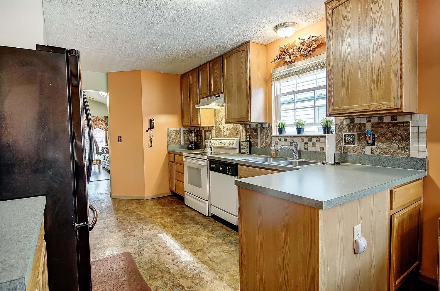 2578 Northwold Road Columbus, OH 43231 - Photo 11 of 32 Gallery Image 11
