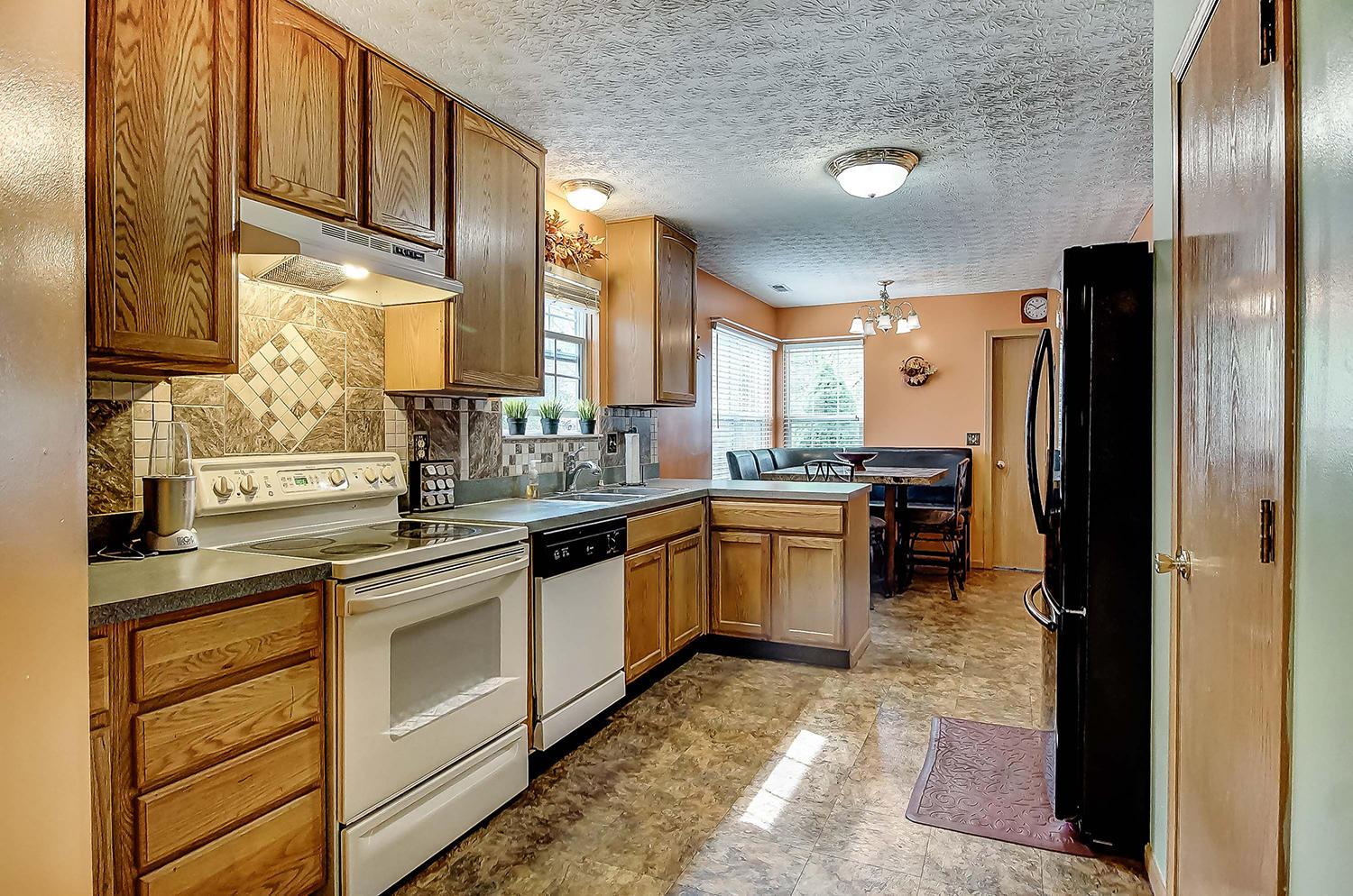 2578 Northwold Road Columbus, OH 43231 - Photo 10 of 32 Gallery Image 10
