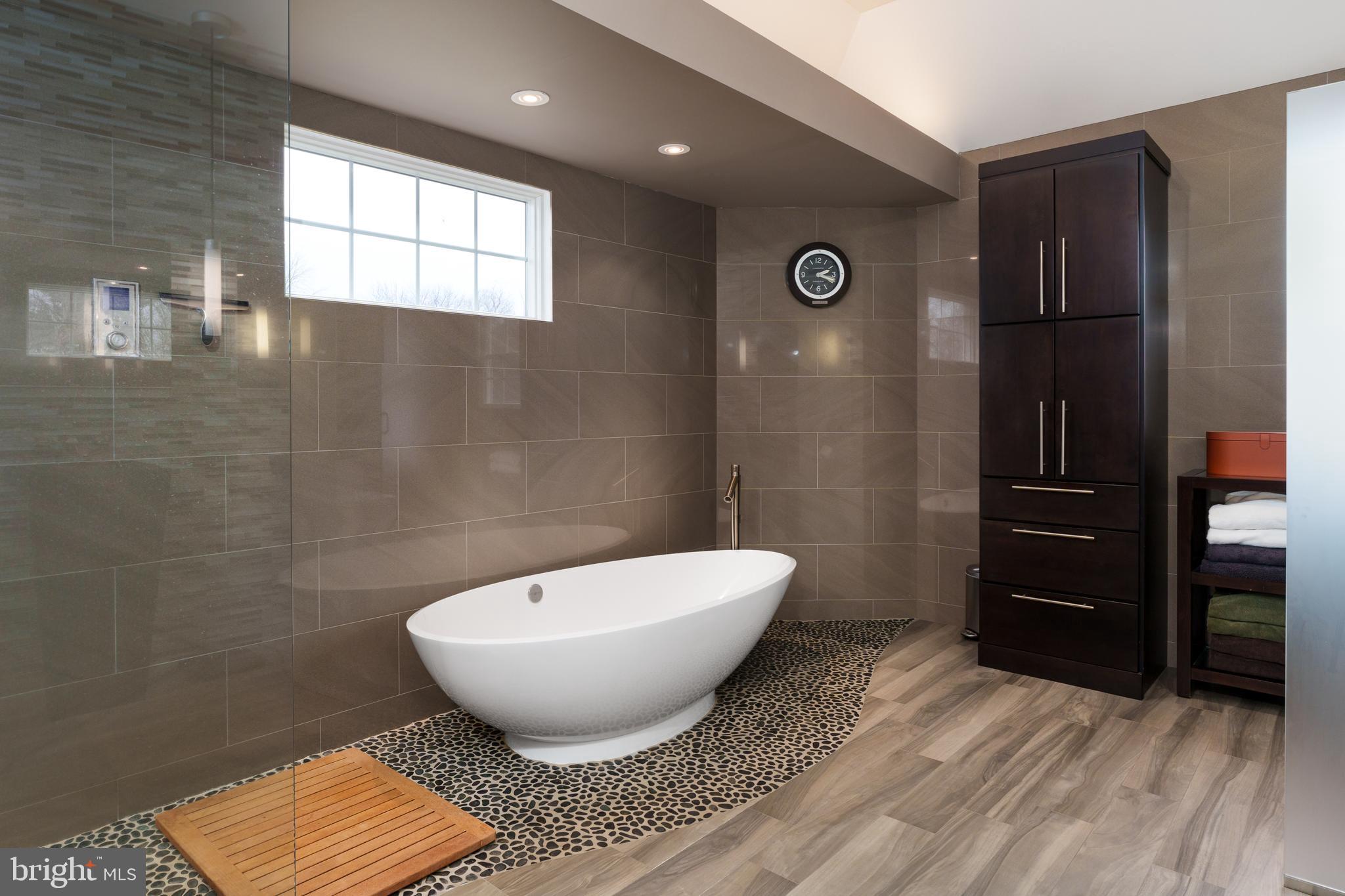 613 Scotch Road Pennington, NJ 08534 - Photo 32 of 57 Gallery Image 32