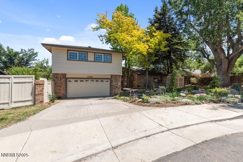 2080 Del Rio Lane Reno, NV 89509 - Photo 4 of 39 d3