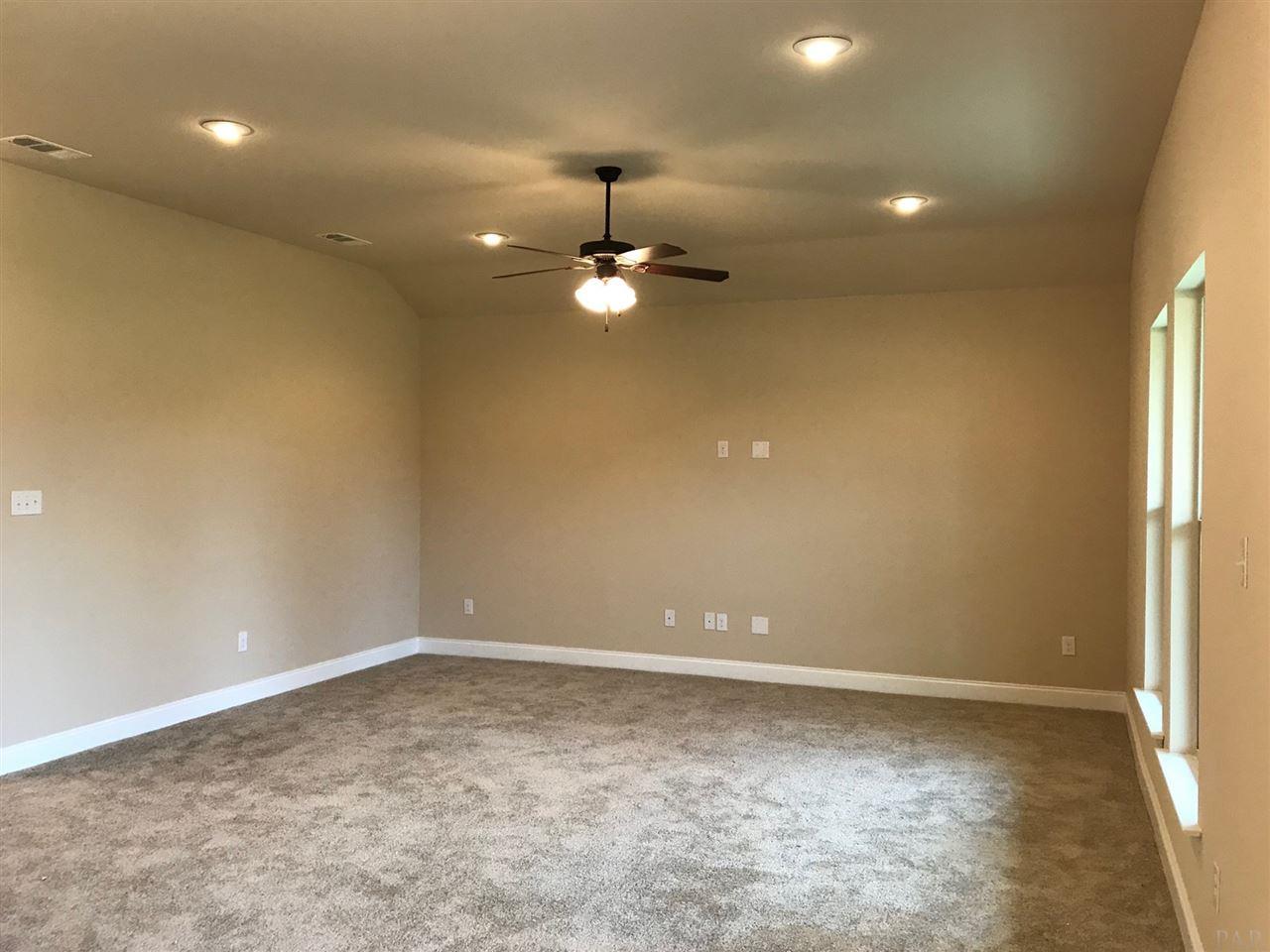 315 Topeka Road Pensacola, FL 32514 - Photo 4 of 16 Gallery Image 4