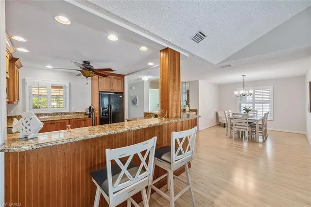 $3,950,000 | 1501 Chesapeake Avenue, Naples, FL 34102