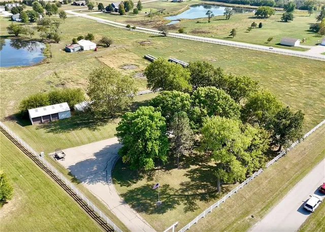 $435,000 | 225 Megan Lane, Ottawa, KS 66067