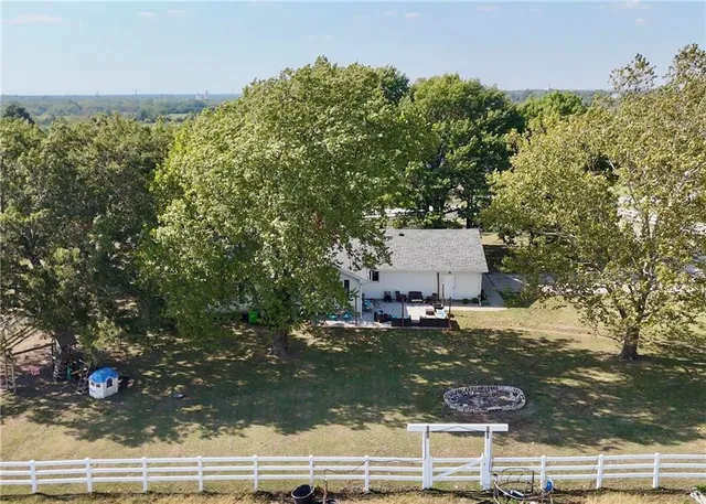 $435,000 | 225 Megan Lane, Ottawa, KS 66067