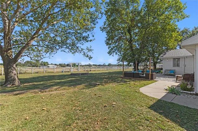 $435,000 | 225 Megan Lane, Ottawa, KS 66067