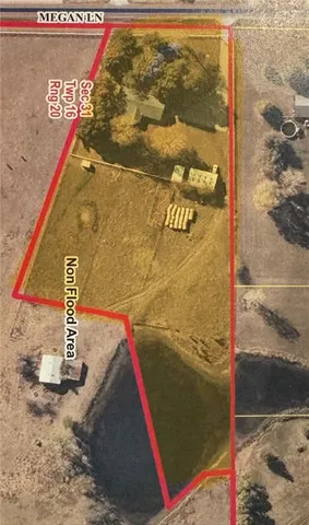 $435,000 | 225 Megan Lane, Ottawa, KS 66067