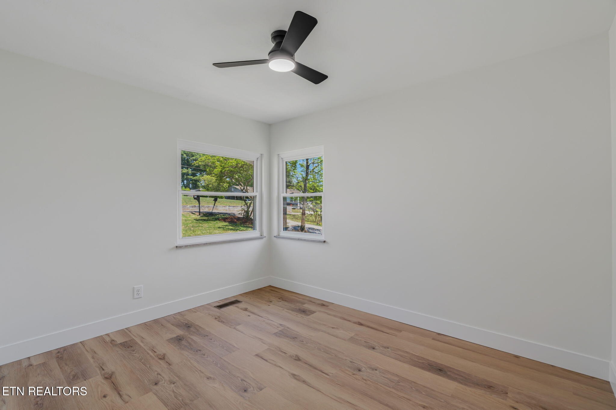 5317 Rowan Road Knoxville, TN 37912 - Photo 27 of 39