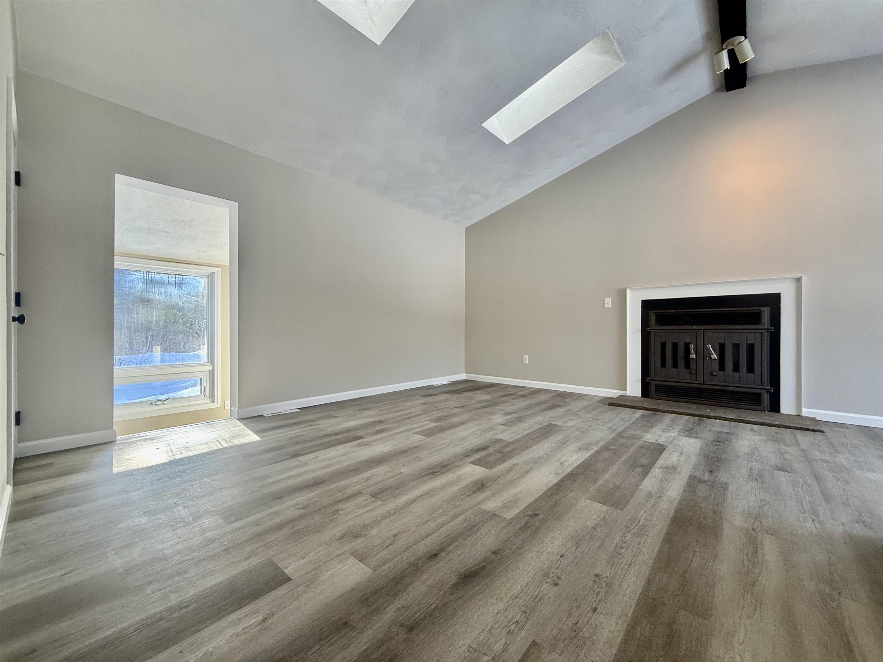 5 Dwyer Street Merrimack, NH 03054 - Photo 13 of 49