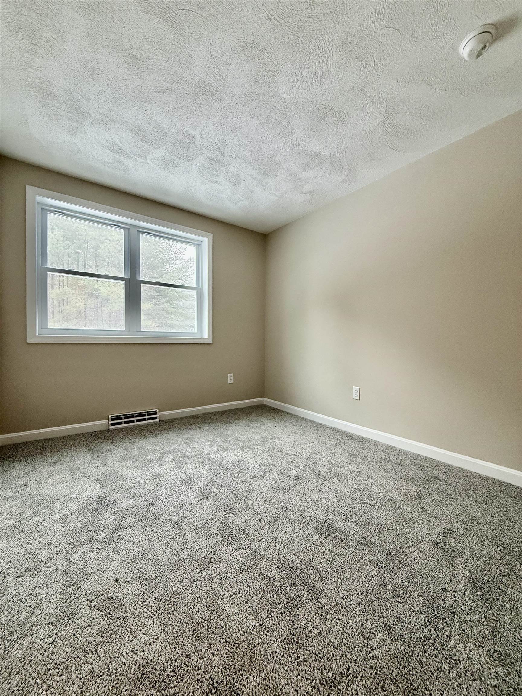 5 Dwyer Street Merrimack, NH 03054 - Photo 28 of 49