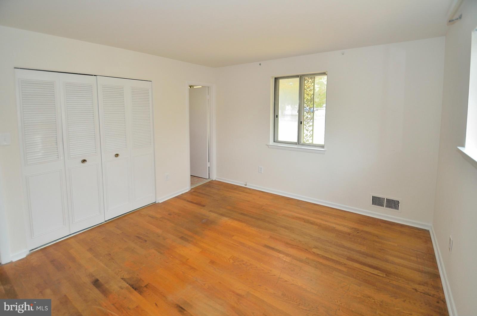 9623 McAlpine Road Silver Spring, MD 20901 - Photo 10 of 16 Bedroom (Master)