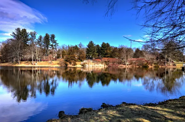 $365,000 | 889 Heritage Village, Unit B, Southbury, CT 06488