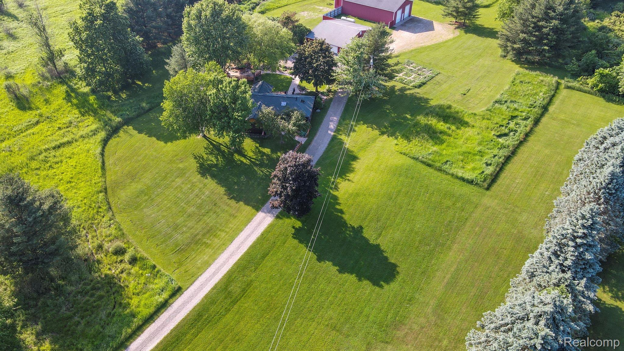 6100 West Coon Lake Road Howell, MI 48843 - Photo 41 of 48 Gallery Image 41
