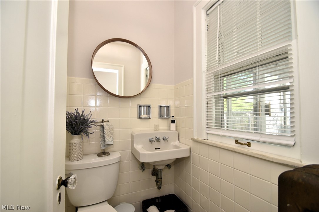 3296 Kenmore Road Shaker Heights, OH 44122 - Photo 19 of 38 Gallery Image 19