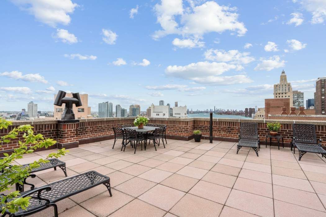 20 Sutton Place South, Unit 7B Manhattan, NY 10022 - Photo 13 of 18