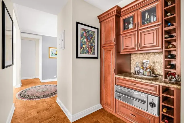 $1,350,000 | 20 Sutton Place South, Unit 7B | Sutton Place