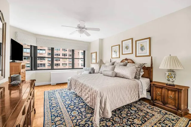 $1,350,000 | 20 Sutton Place South, Unit 7B | Sutton Place