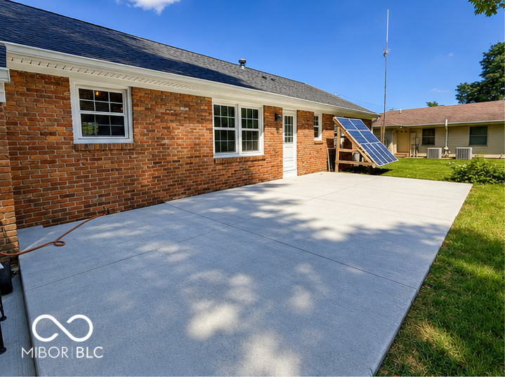 419 Rocky Ford Road Columbus, IN 47203 - Photo 17 of 17 Gallery Image 17